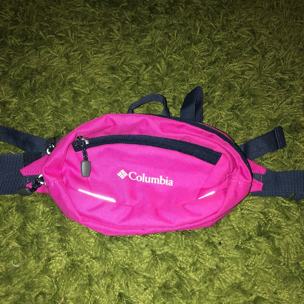 Columbia Pink Sport/Workout Pouch